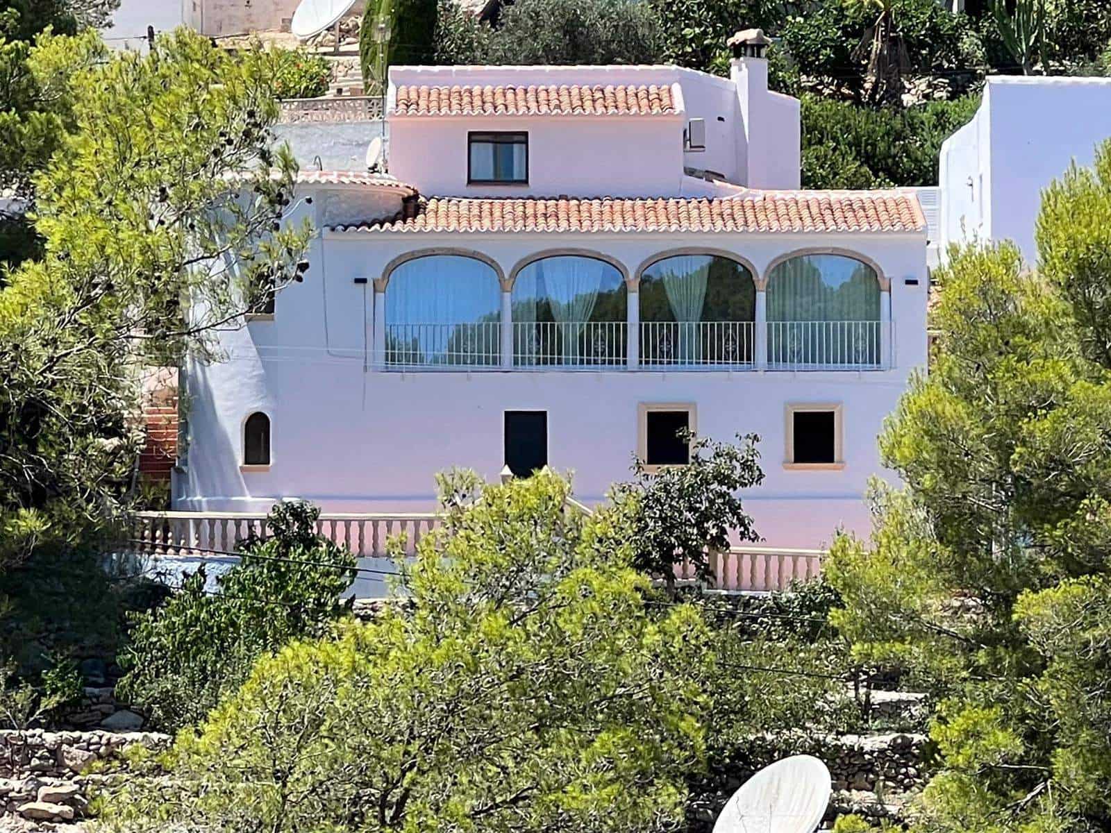 5 makuuhuone Huvila myytävänä paikassa Javea / Xabia mukana 
autotalli - 630 000 € (Ref: 9816159)