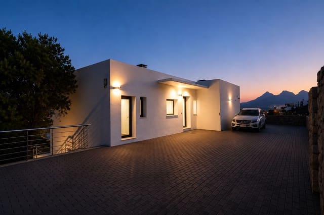 4 quarto Moradia para venda em Altea com garagem - 1 445 000 € (Ref: 9893216)