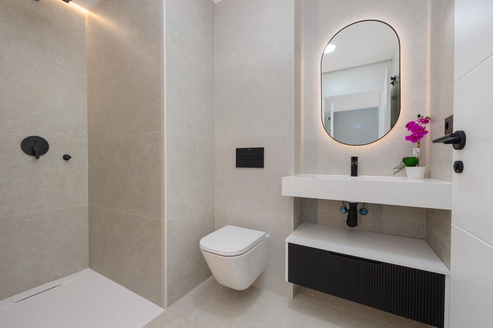 2 quarto Apartamento para venda em Guardamar del Segura com piscina garagem - 355 000 € (Ref: 9936884)
