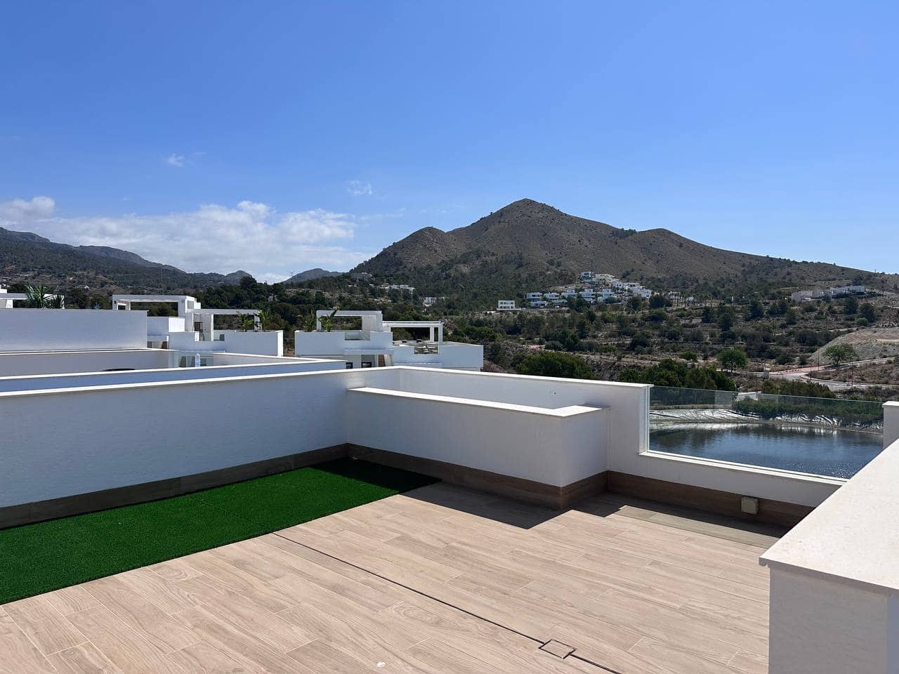 3 bedroom Apartment for sale in Finestrat with garage - € 475,000 (Ref: 9936925)
