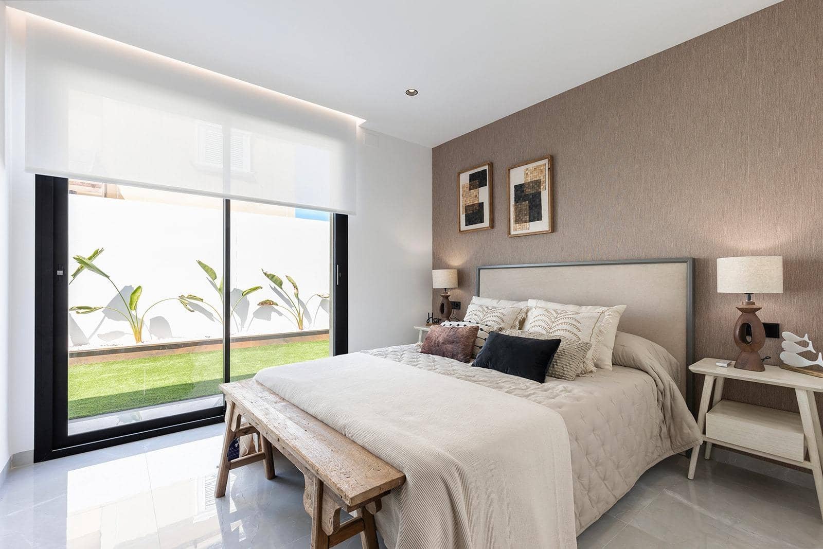 3 chambre Villa/Maison à vendre à Torrevieja avec piscine garage - 725 000 € (Ref: 9936943)