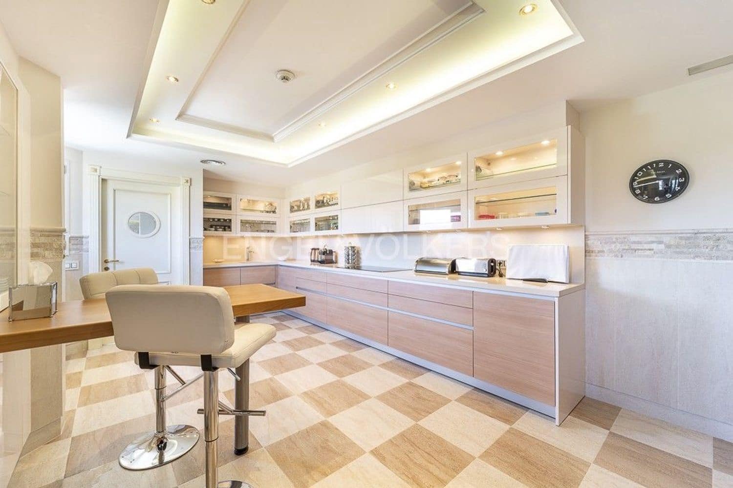 6 soveværelse Lejlighed til salg i New Golden Mile med swimmingpool garage - € 5.990.000 (Ref: 9733474)