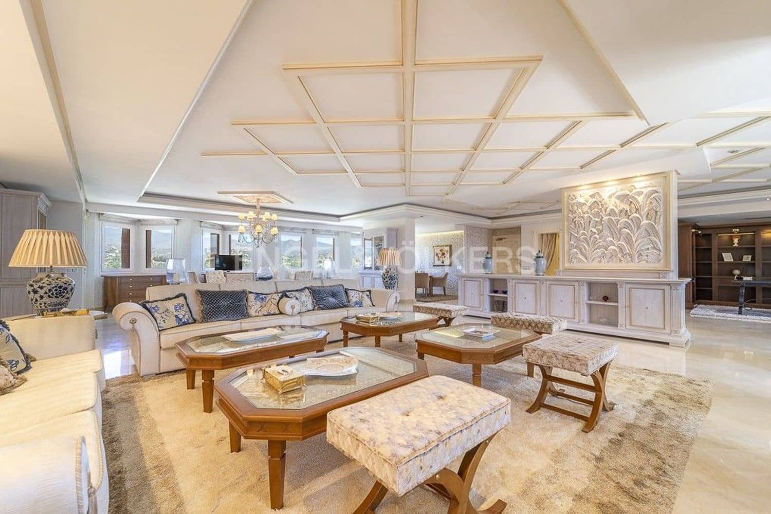 6 soveværelse Lejlighed til salg i New Golden Mile med swimmingpool garage - € 5.990.000 (Ref: 9733474)