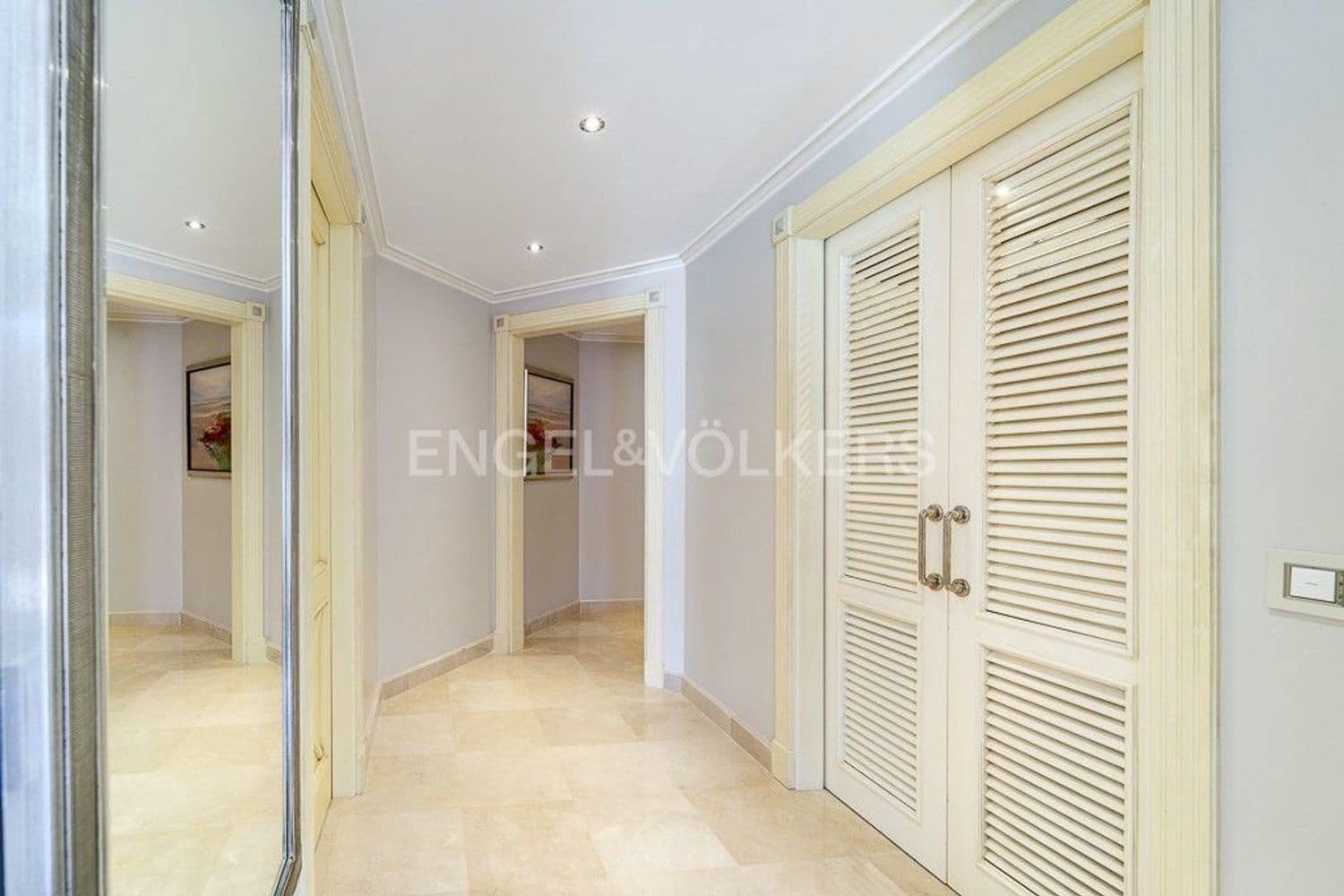 6 soveværelse Lejlighed til salg i New Golden Mile med swimmingpool garage - € 5.990.000 (Ref: 9733474)