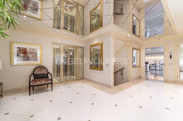 6 soveværelse Lejlighed til salg i Kempinski, Estepona med swimmingpool garage - € 5.990.000 (Ref: 9733474)