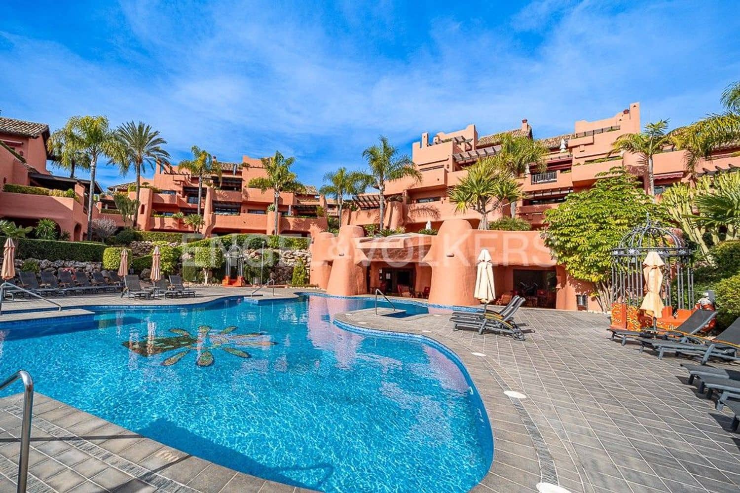 3 bedroom Apartment for sale in New Golden Mile with pool garage - € 1,495,000 (Ref: 9733475)