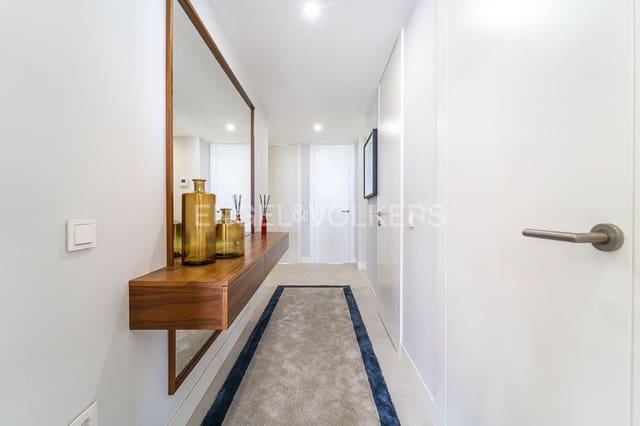 Apartamento de 3 habitaciones en Guadalobón, Estepona en venta con piscina garaje - 1.150.000 € (Ref: 9733476)