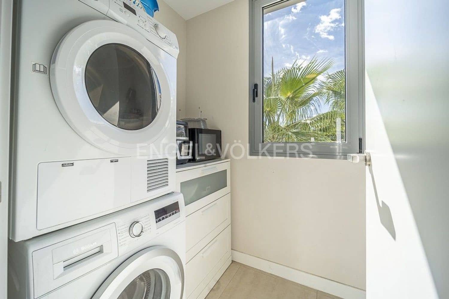 2 Zimmer Apartment zu verkaufen in New Golden Mile mit Pool Garage - 499.000 € (Ref: 9733477)