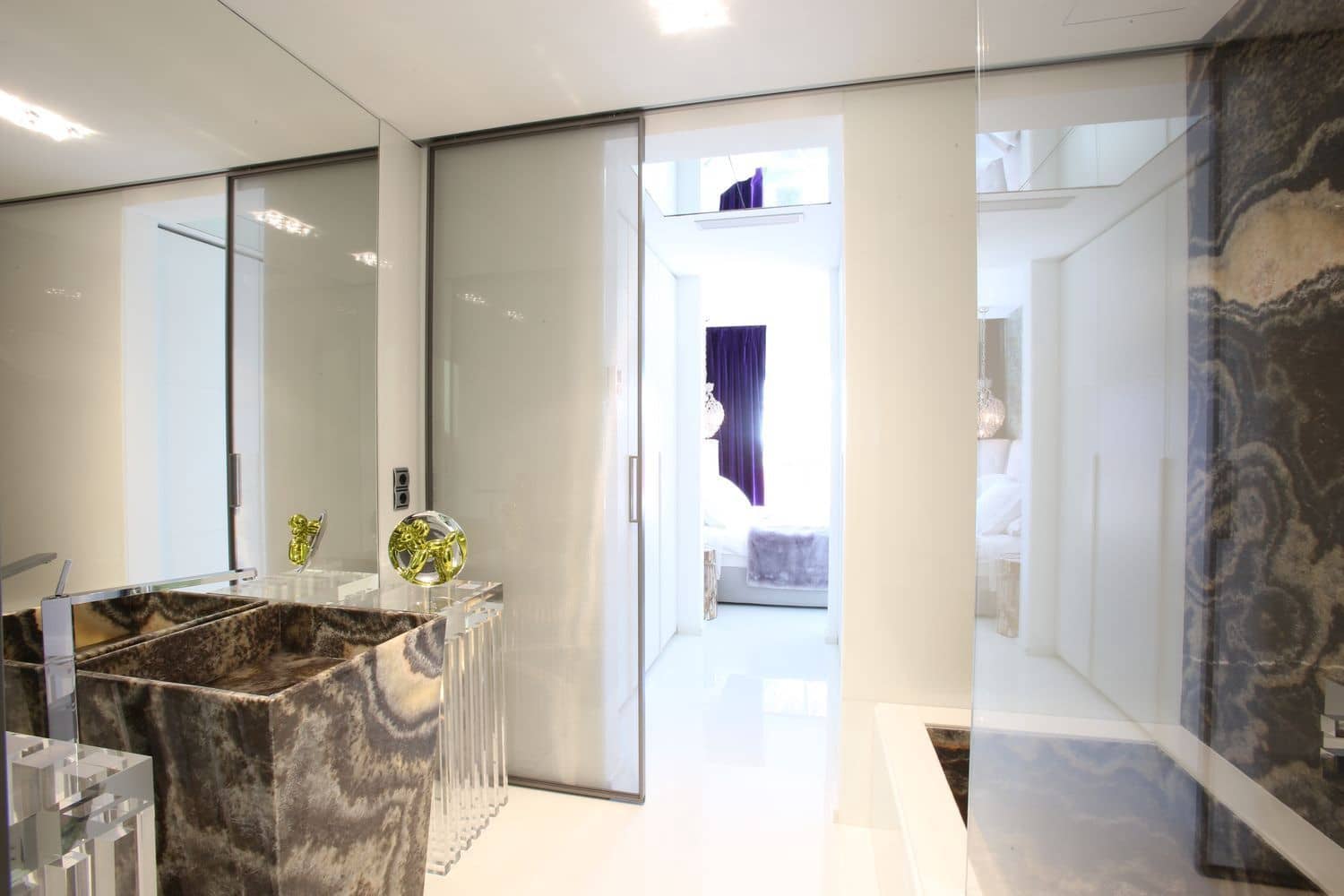 3 bedroom Apartment for sale in Guadalmansa with pool garage - € 1,999,000 (Ref: 9733478)