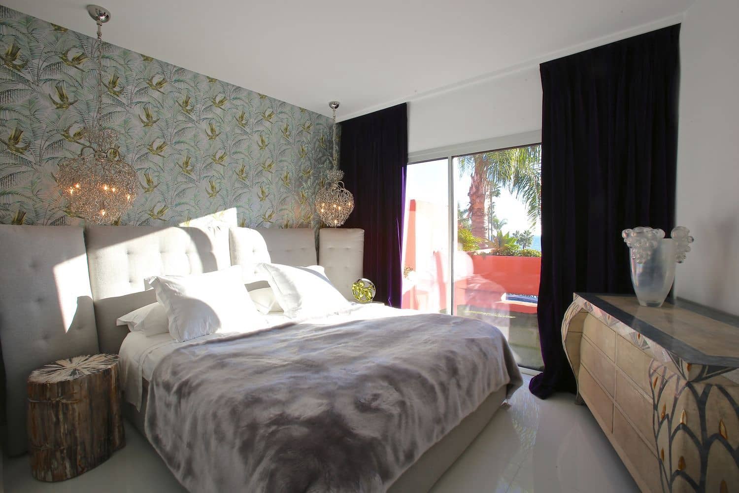 3 bedroom Apartment for sale in Guadalmansa with pool garage - € 1,999,000 (Ref: 9733478)