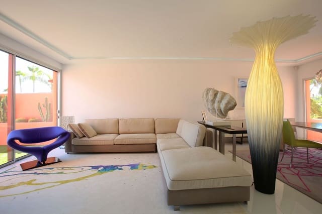 3 sypialnia Apartament na sprzedaż w Resinera-Voladilla, Estepona z basenem garażem - 1 999 000 € (Ref: 9733478)