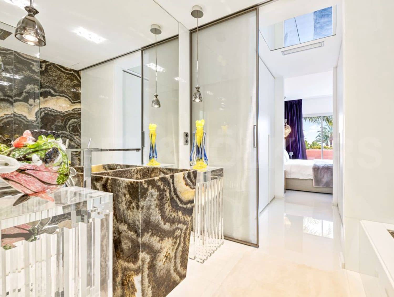 3 bedroom Apartment for sale in Guadalmansa with pool garage - € 1,999,000 (Ref: 9733478)