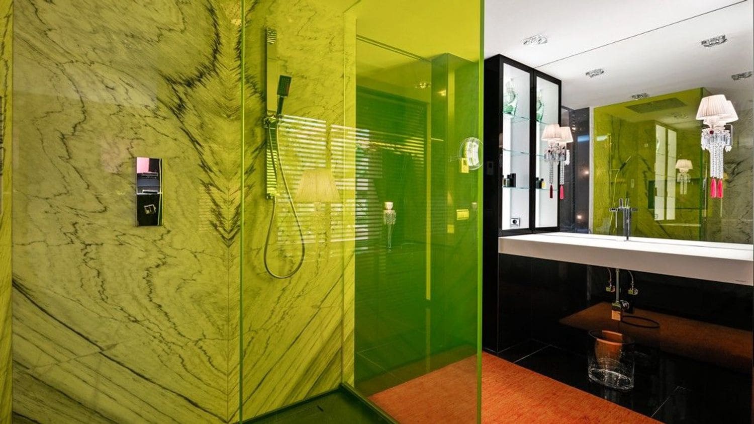 3 bedroom Apartment for sale in Guadalmansa with pool garage - € 1,999,000 (Ref: 9733478)