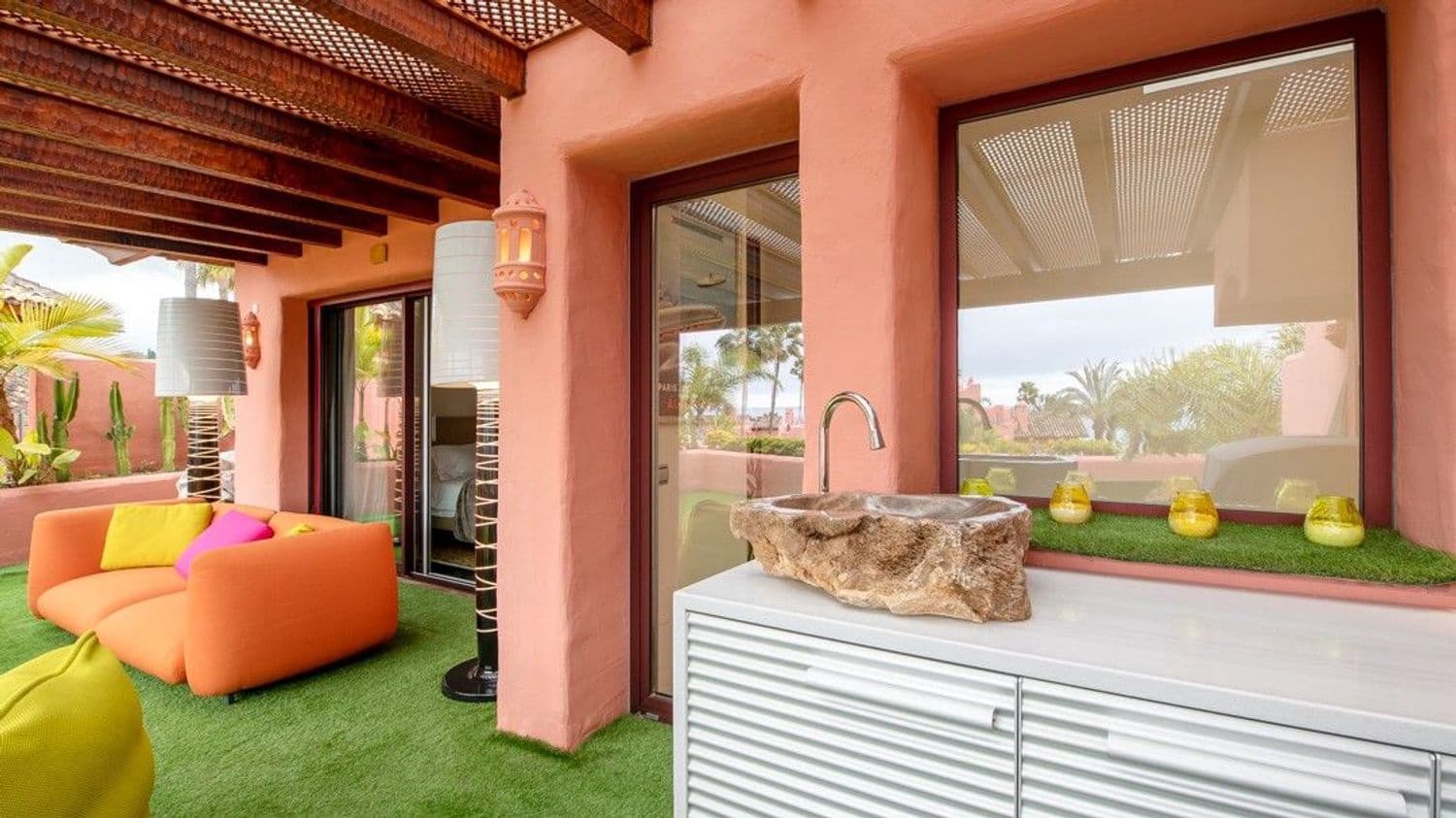 3 bedroom Apartment for sale in Guadalmansa with pool garage - € 1,999,000 (Ref: 9733478)