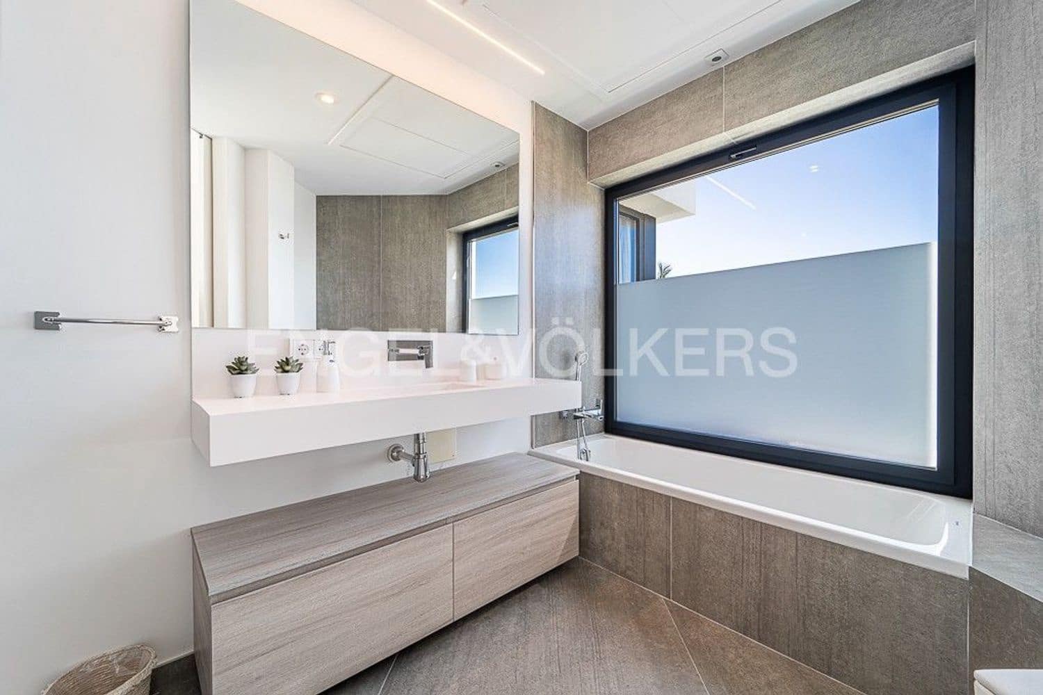 3 sovrum Hus till salu i Estepona med pool garage - 3 450 000 € (Ref: 9733479)