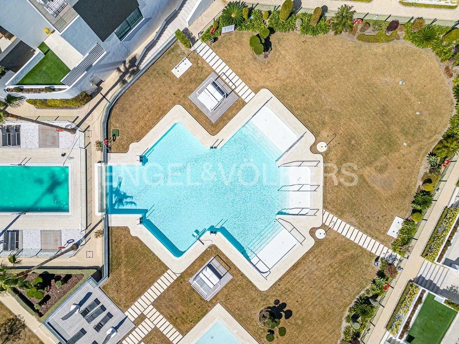 3 sovrum Hus till salu i Estepona med pool garage - 3 450 000 € (Ref: 9733479)