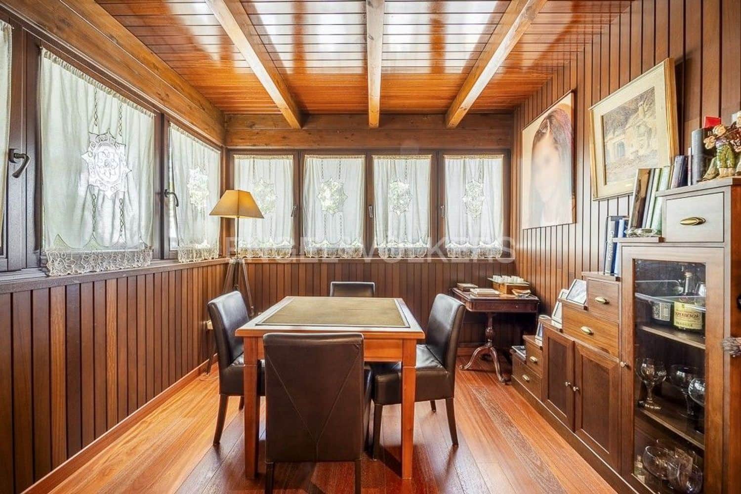 4 Zimmer Haus zu verkaufen in Estepona mit Garage - 695.000 € (Ref: 9733480)