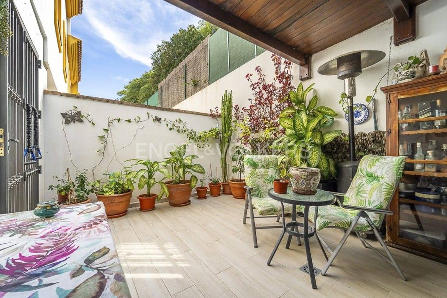 4 Zimmer Haus zu verkaufen in Estepona mit Garage - 695.000 € (Ref: 9733480)