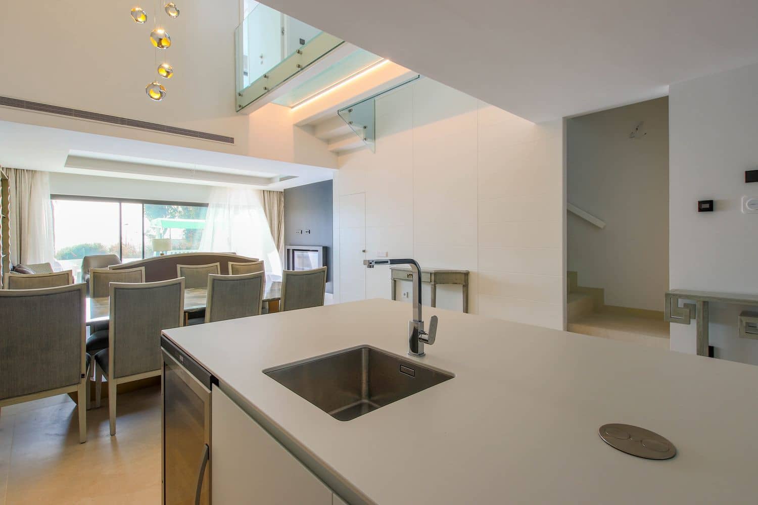 3 soverom Hus til salgs i Estepona med svømmebasseng garasje - € 2 350 000 (Ref: 9733481)