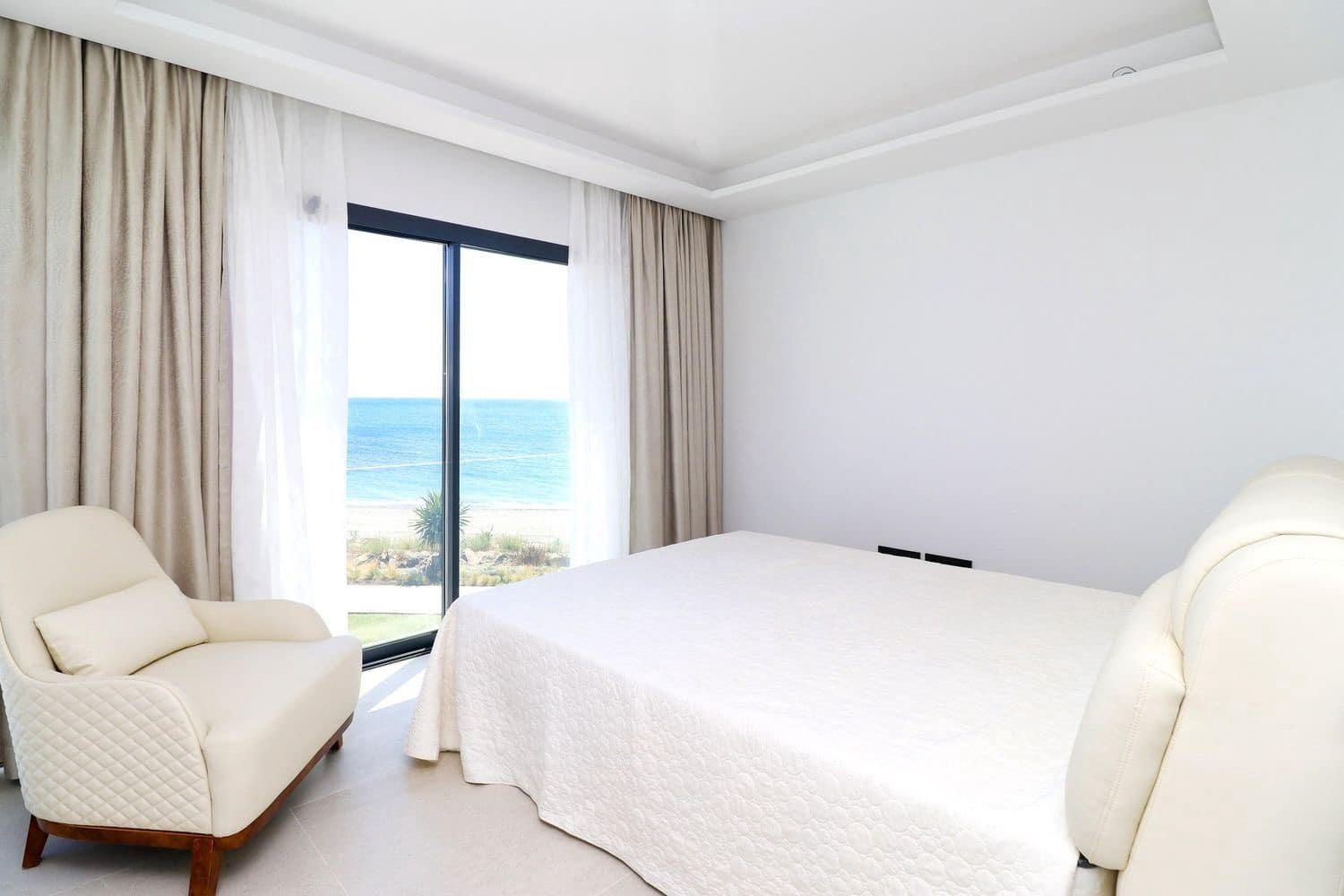 3 chambre Maison de Ville à vendre à Estepona avec piscine garage - 2 500 000 € (Ref: 9733482)