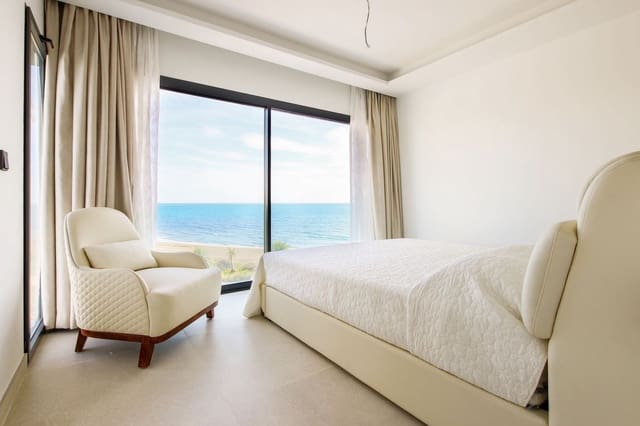 3 chambre Maison de Ville à vendre à Guadalobón, Estepona avec piscine garage - 2 500 000 € (Ref: 9733482)