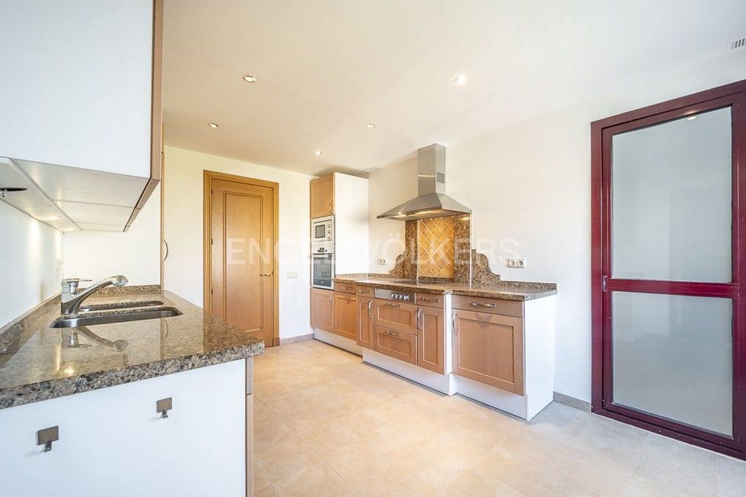 3 slaapkamer Appartement te koop in Costalita met zwembad garage - € 2.795.000 (Ref: 9733483)