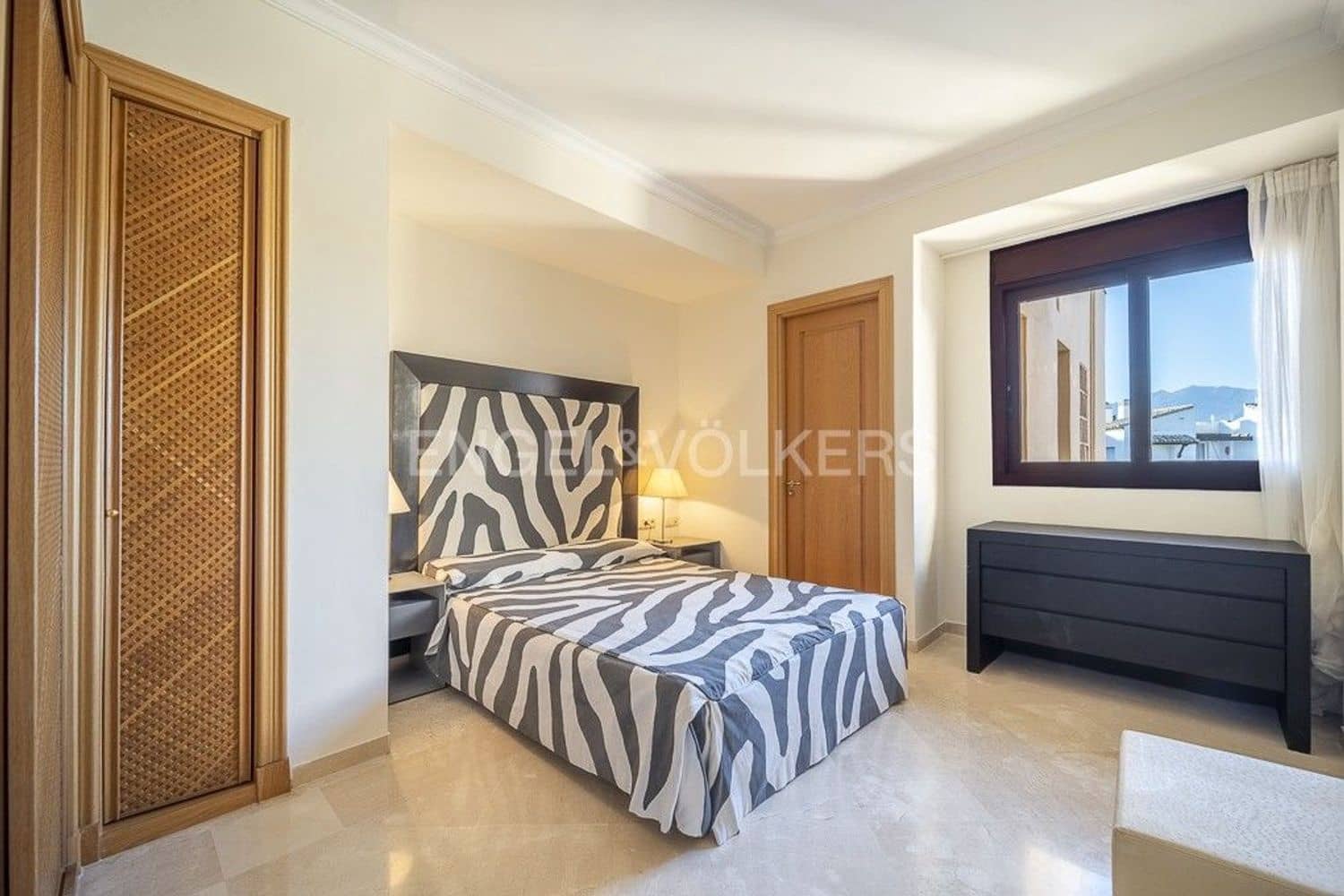 3 slaapkamer Appartement te koop in Costalita met zwembad garage - € 2.795.000 (Ref: 9733483)