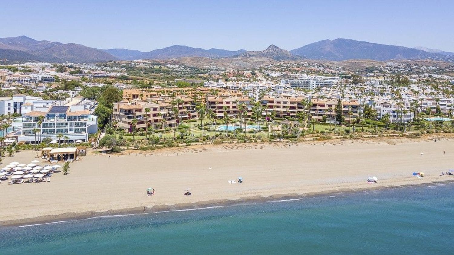 3 slaapkamer Appartement te koop in Costalita met zwembad garage - € 2.795.000 (Ref: 9733483)