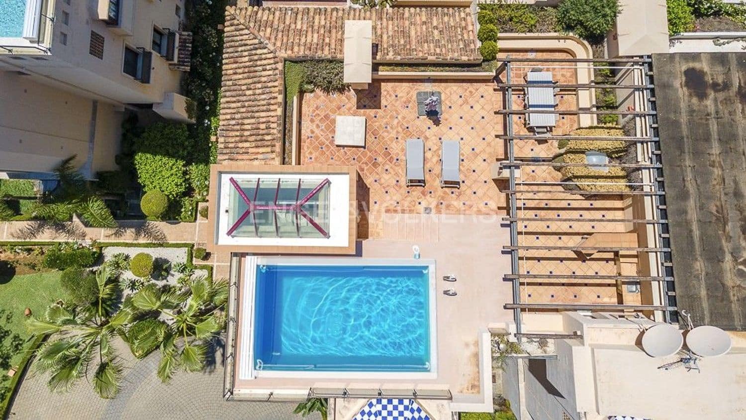 3 slaapkamer Appartement te koop in Costalita met zwembad garage - € 2.795.000 (Ref: 9733483)