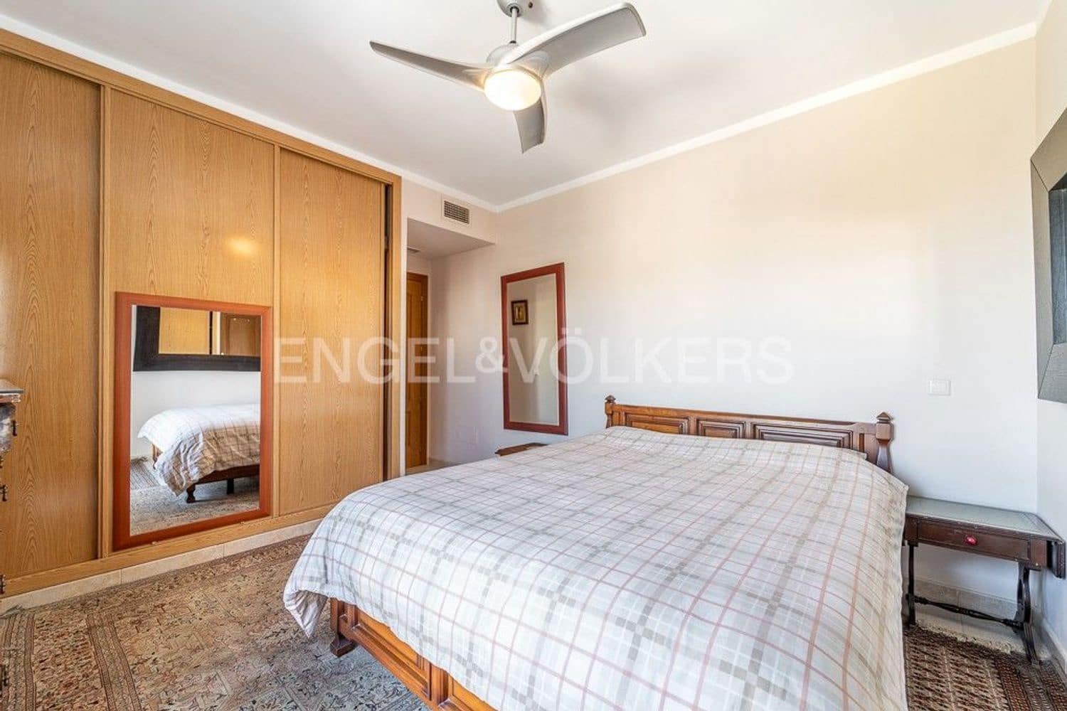 2 soveværelse Lejlighed til salg i New Golden Mile med garage - € 285.000 (Ref: 9733486)