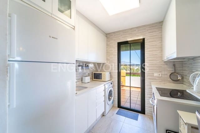 2 bedroom Apartment for sale in Cancelada, Estepona with garage - € 285,000 (Ref: 9733486)