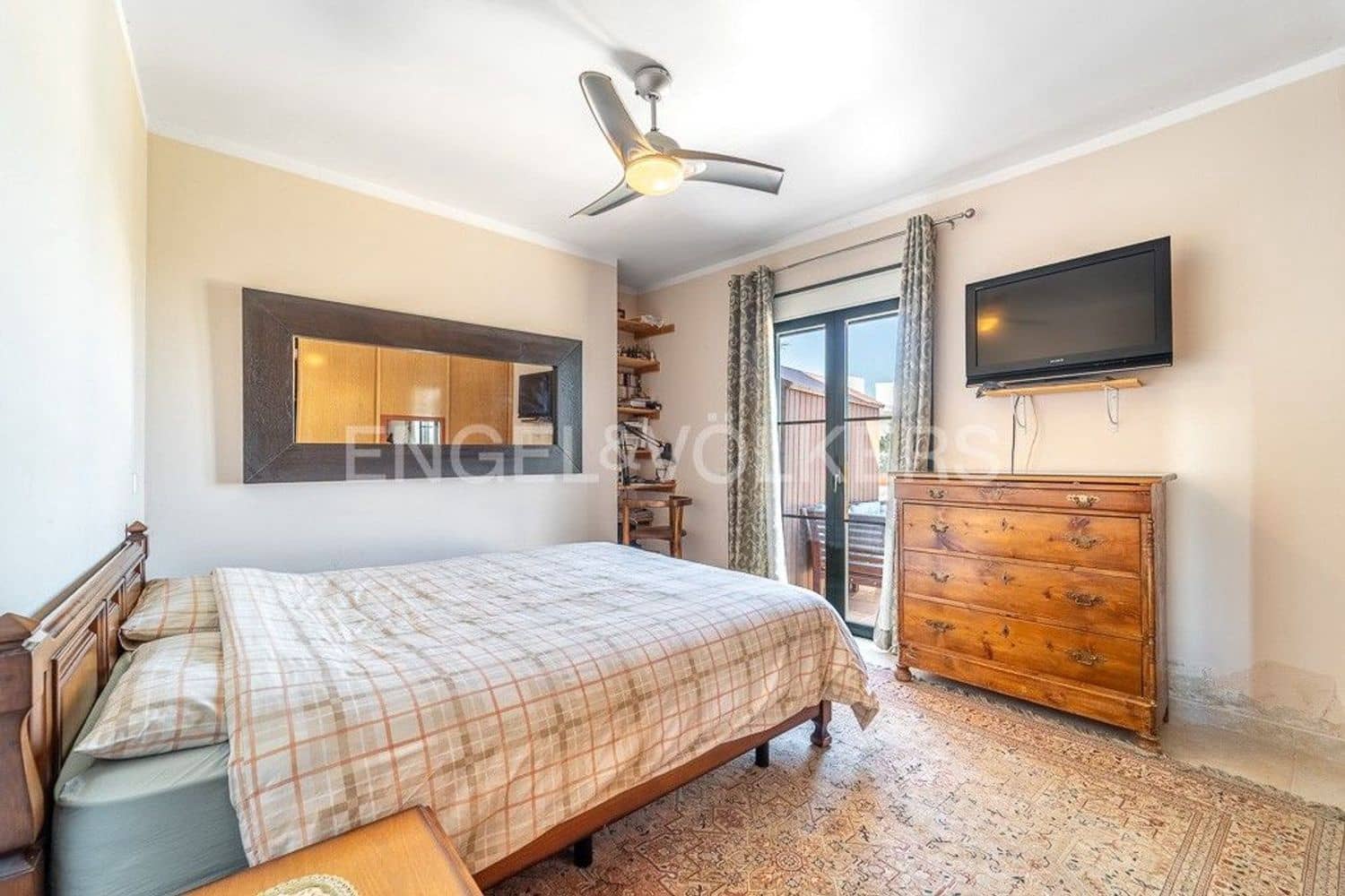 2 soveværelse Lejlighed til salg i New Golden Mile med garage - € 285.000 (Ref: 9733486)