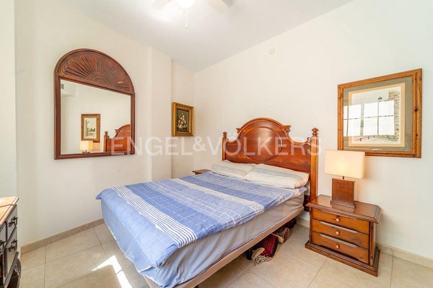 2 soveværelse Lejlighed til salg i New Golden Mile med garage - € 285.000 (Ref: 9733486)