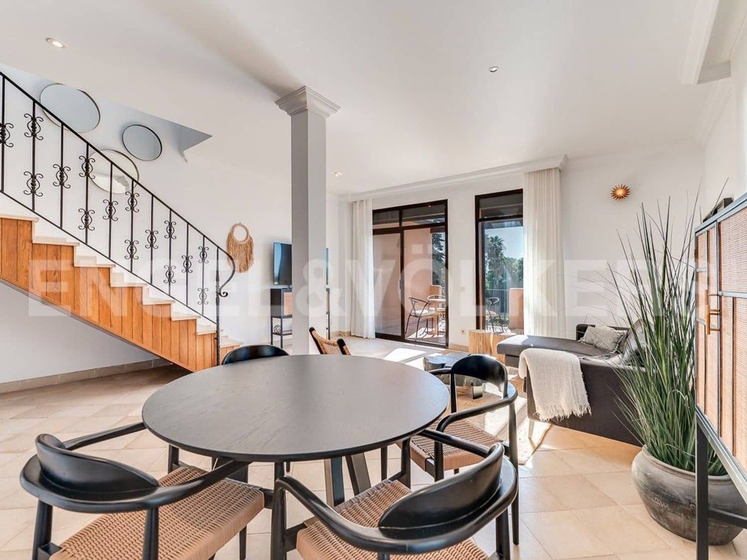 2 bedroom Apartment for sale in El Paraiso with pool garage - € 525,000 (Ref: 9733488)