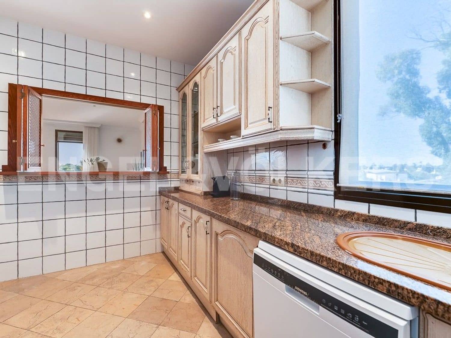 2 bedroom Apartment for sale in El Paraiso with pool garage - € 525,000 (Ref: 9733488)