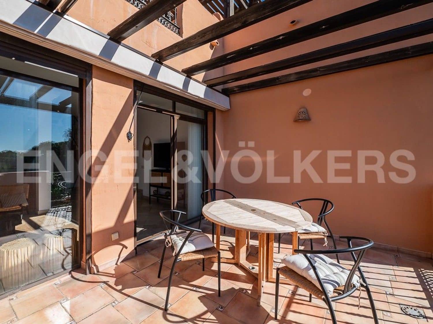 2 bedroom Apartment for sale in El Paraiso with pool garage - € 525,000 (Ref: 9733488)