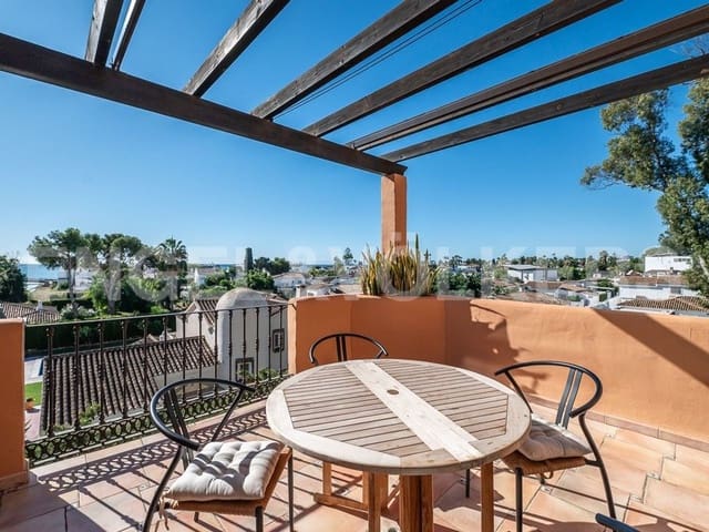 2 sovrum Lägenhet till salu i El Paraiso, Estepona med pool garage - 525 000 € (Ref: 9733488)