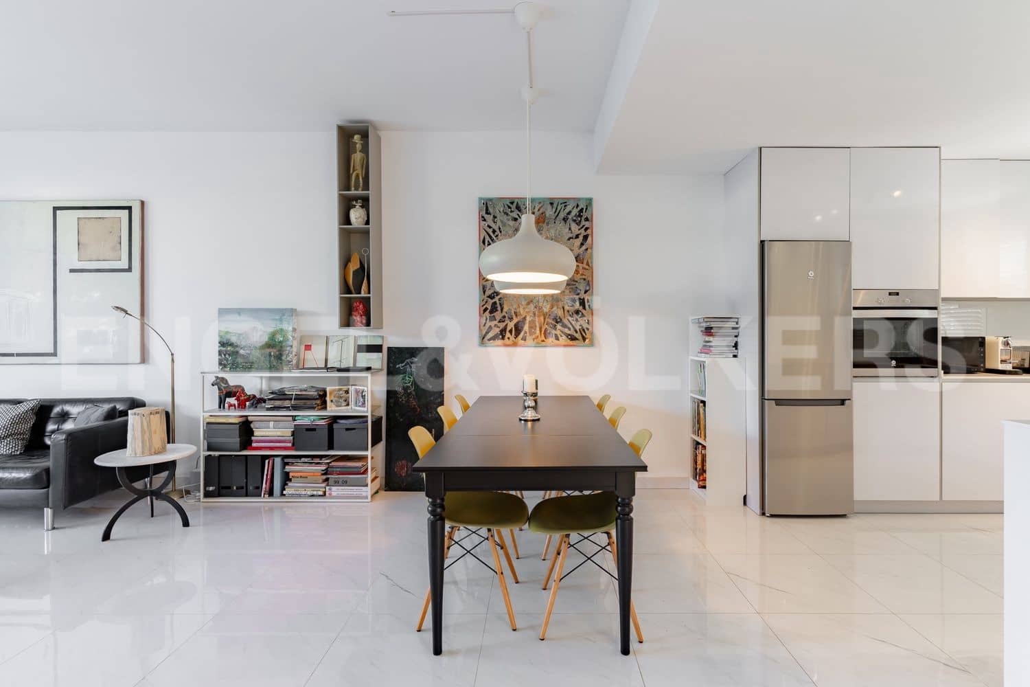 3 bedroom Apartment for sale in Estepona with pool garage - € 499,000 (Ref: 9733489)