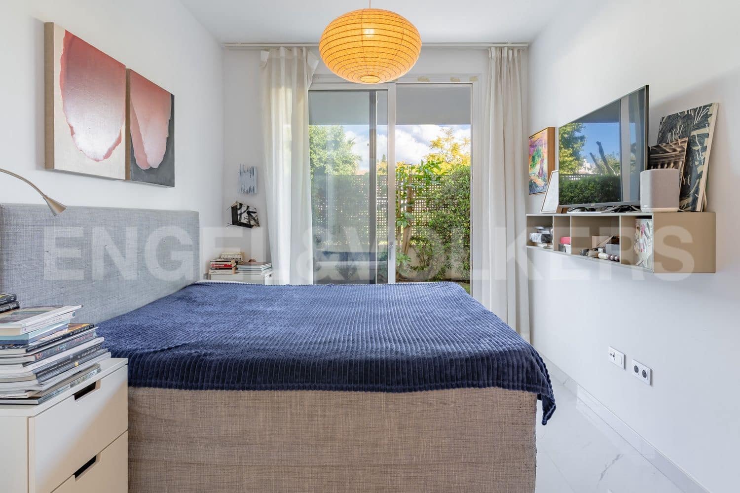 3 bedroom Apartment for sale in Estepona with pool garage - € 499,000 (Ref: 9733489)