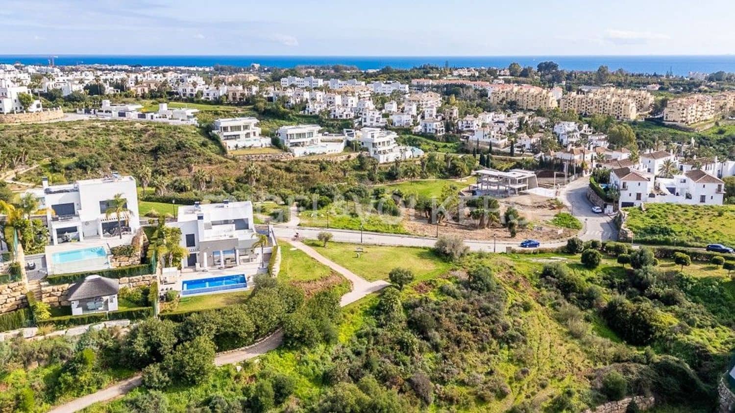 Landgrundstück zu verkaufen in Estepona - 380.000 € (Ref: 9733490)