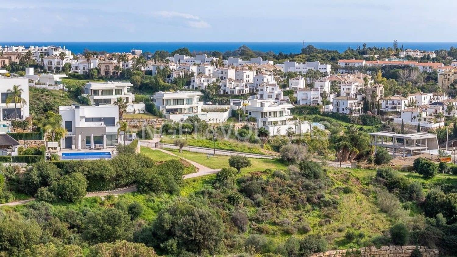 Landgrundstück zu verkaufen in Estepona - 380.000 € (Ref: 9733490)