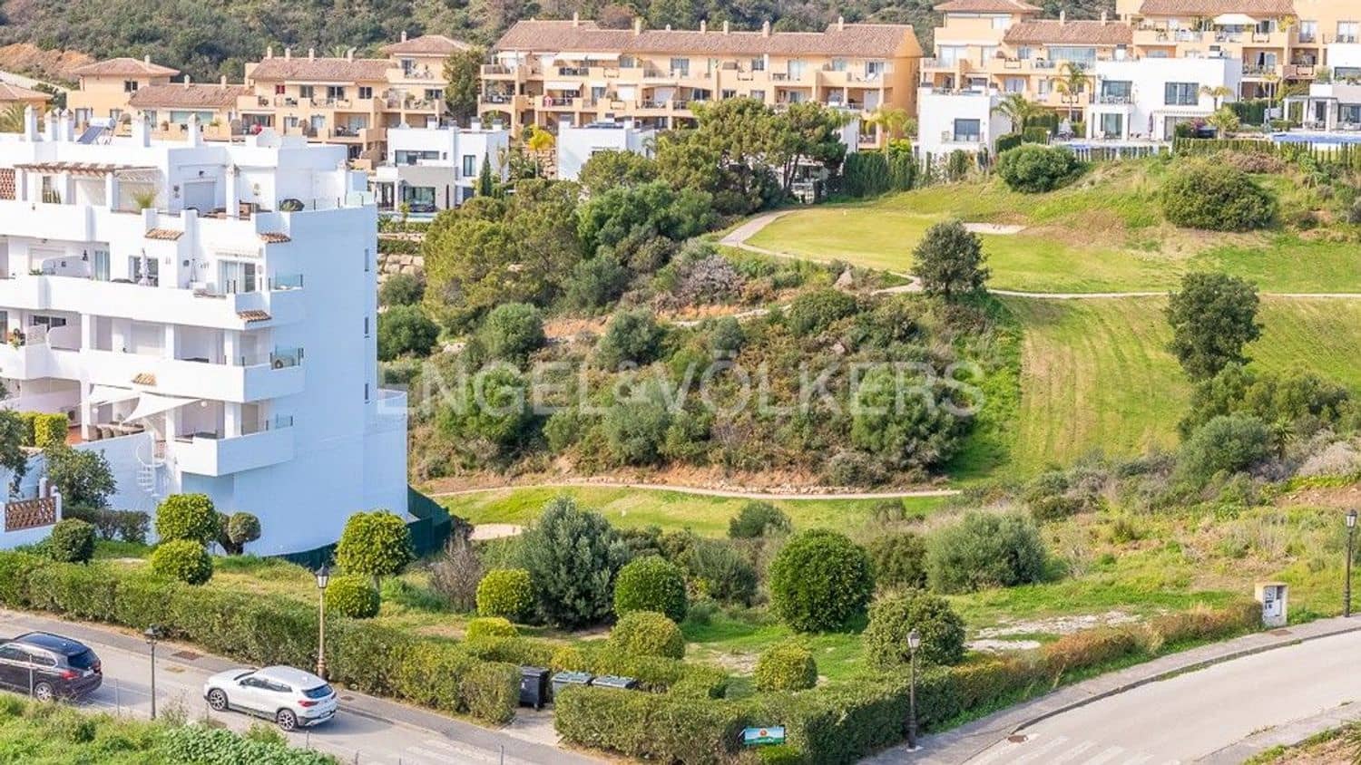 Landgrundstück zu verkaufen in Estepona - 350.000 € (Ref: 9733492)