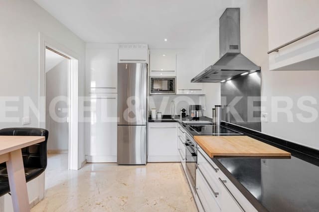 3 slaapkamer Huis te koop in La Concha - Resina Golf, Estepona met zwembad garage - € 540.000 (Ref: 9733493)