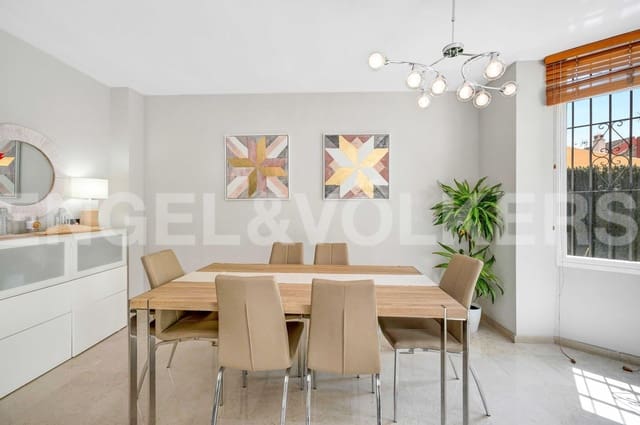 3 slaapkamer Huis te koop in La Concha - Resina Golf, Estepona met zwembad garage - € 540.000 (Ref: 9733493)