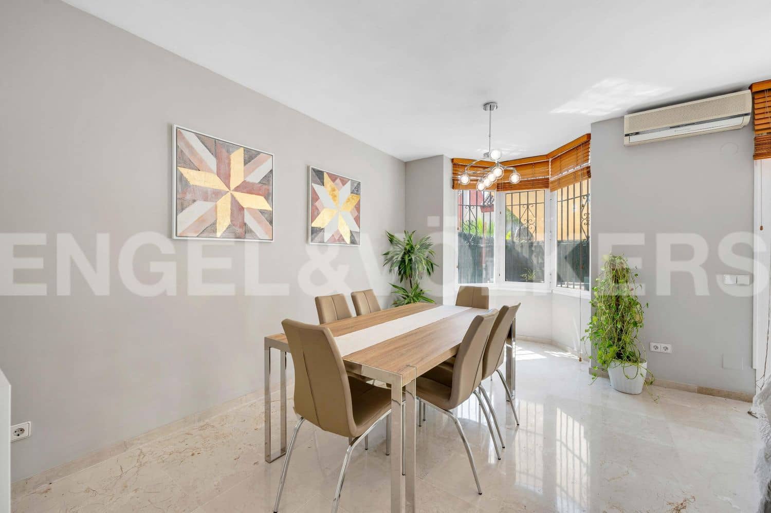 3 bedroom Townhouse for sale in New Golden Mile with pool garage - € 540,000 (Ref: 9733493)