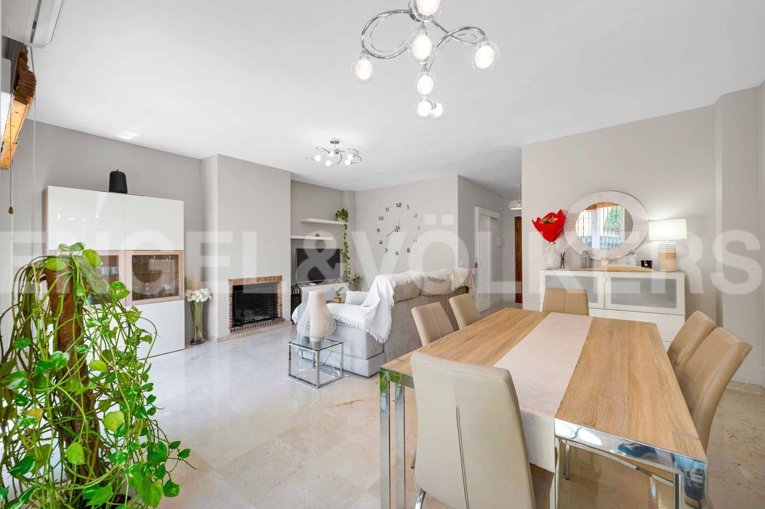 3 bedroom Townhouse for sale in New Golden Mile with pool garage - € 540,000 (Ref: 9733493)