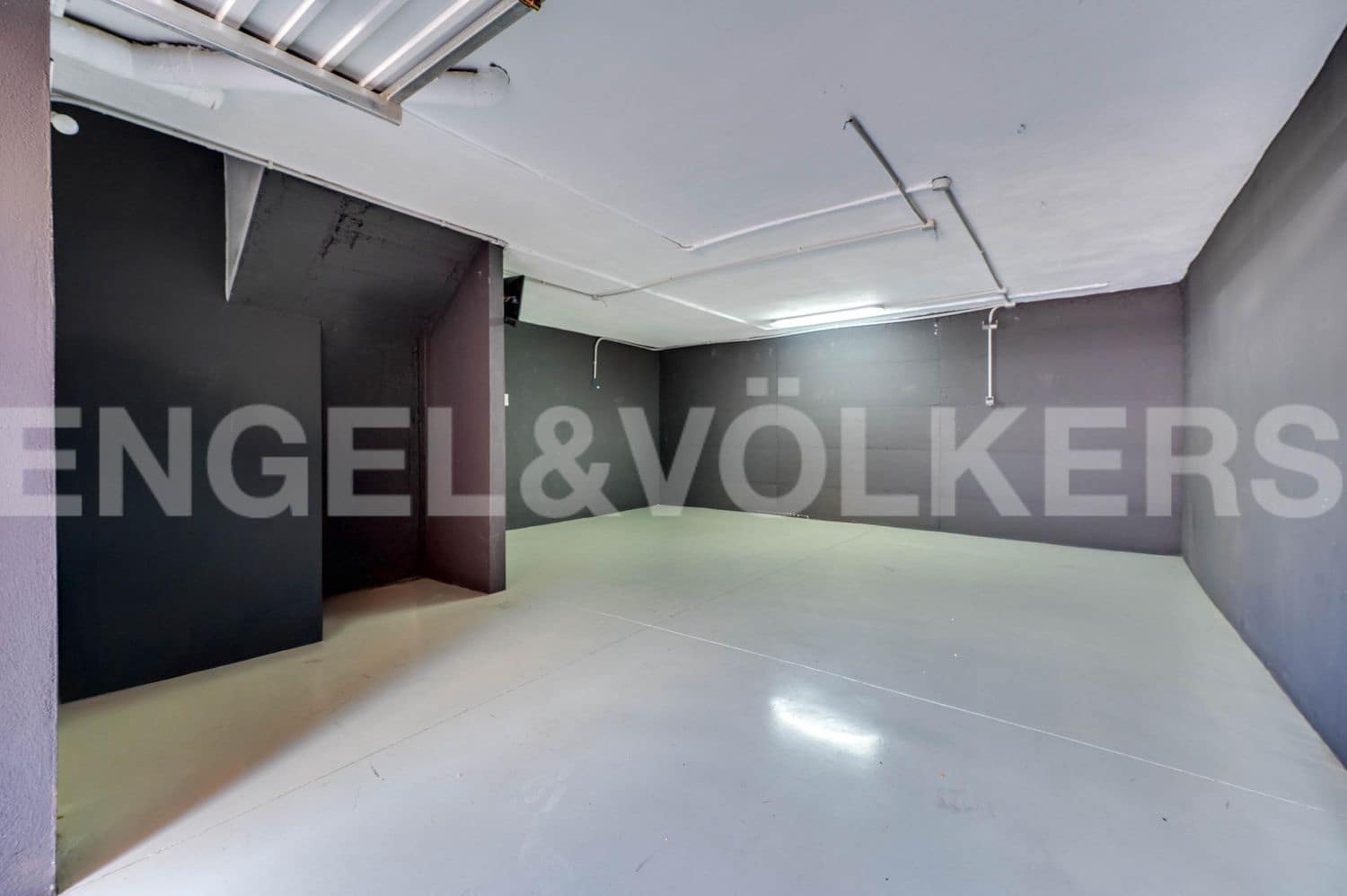 3 bedroom Townhouse for sale in New Golden Mile with pool garage - € 540,000 (Ref: 9733493)