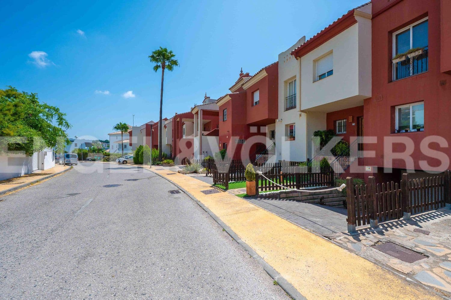 3 bedroom Townhouse for sale in New Golden Mile with pool garage - € 540,000 (Ref: 9733493)