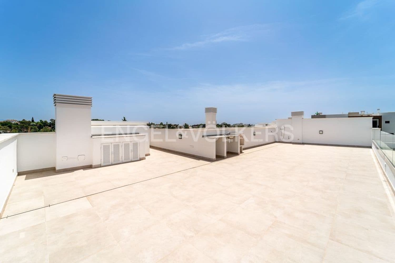 3 slaapkamer Appartement te koop in New Golden Mile met zwembad garage - € 895.000 (Ref: 9733494)