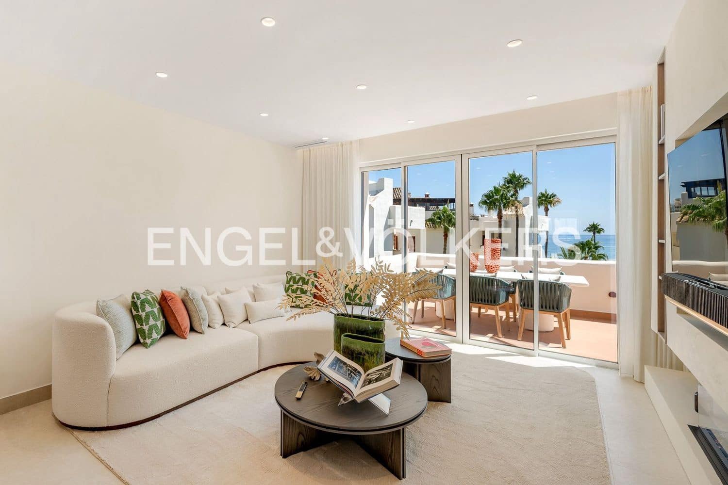 3 slaapkamer Appartement te koop in Estepona met zwembad garage - € 2.695.000 (Ref: 9733497)